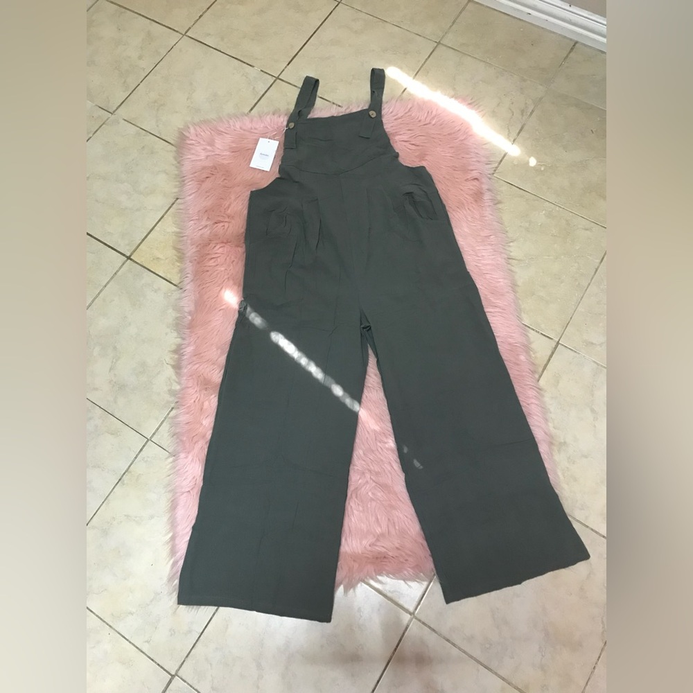 Kamidun jumpsuit💚 - Picture 4 of 12